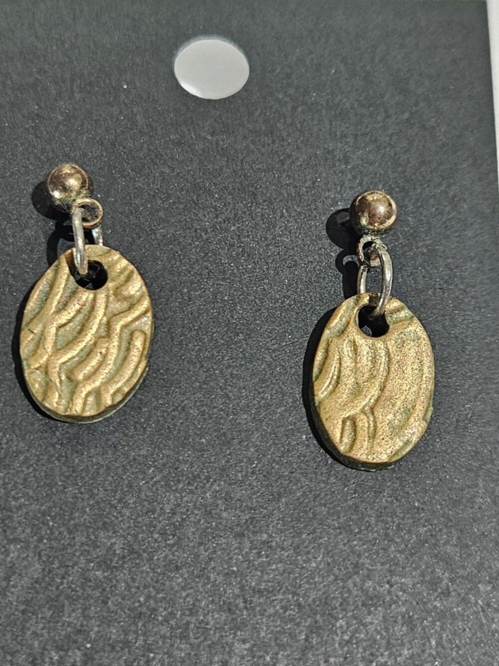 Vintage Goldtone Textured Dangle Earrings 7/8 inches